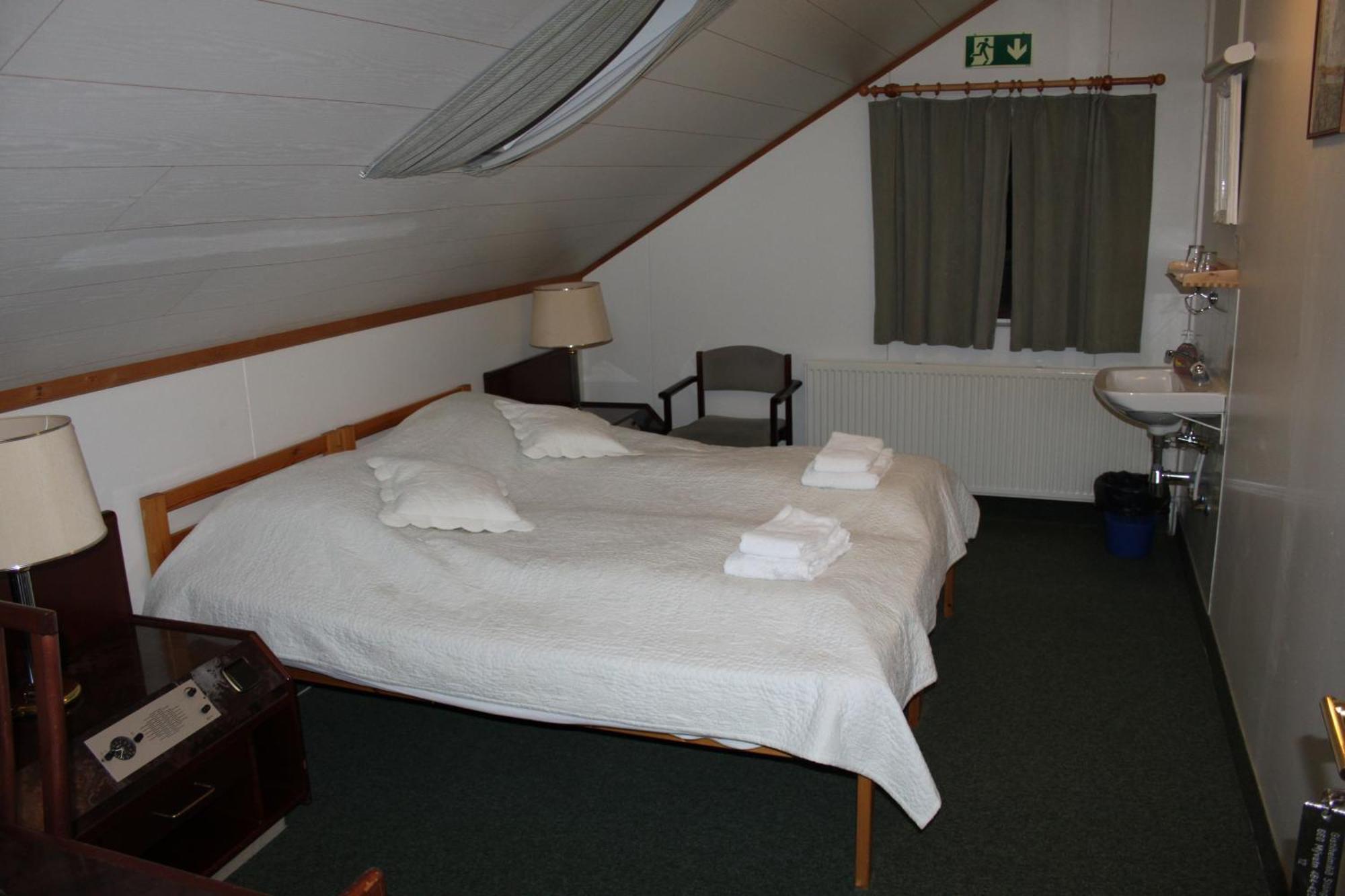 Guesthouse Stoeng And Cottages Εξωτερικό φωτογραφία